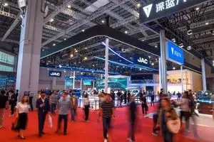 پلتفرم‌های نوین جک موتورز در نمایشگاه شانگهای 2025