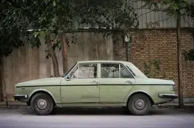 خودروی نوستالژیک ایرانی‌ها در دبی رویت شد + فیلم